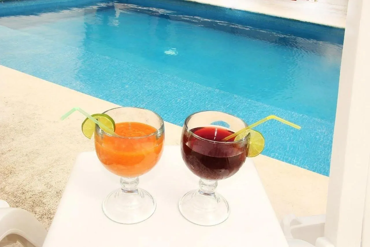 Tropicale, Non-Smoking Studios Cancun