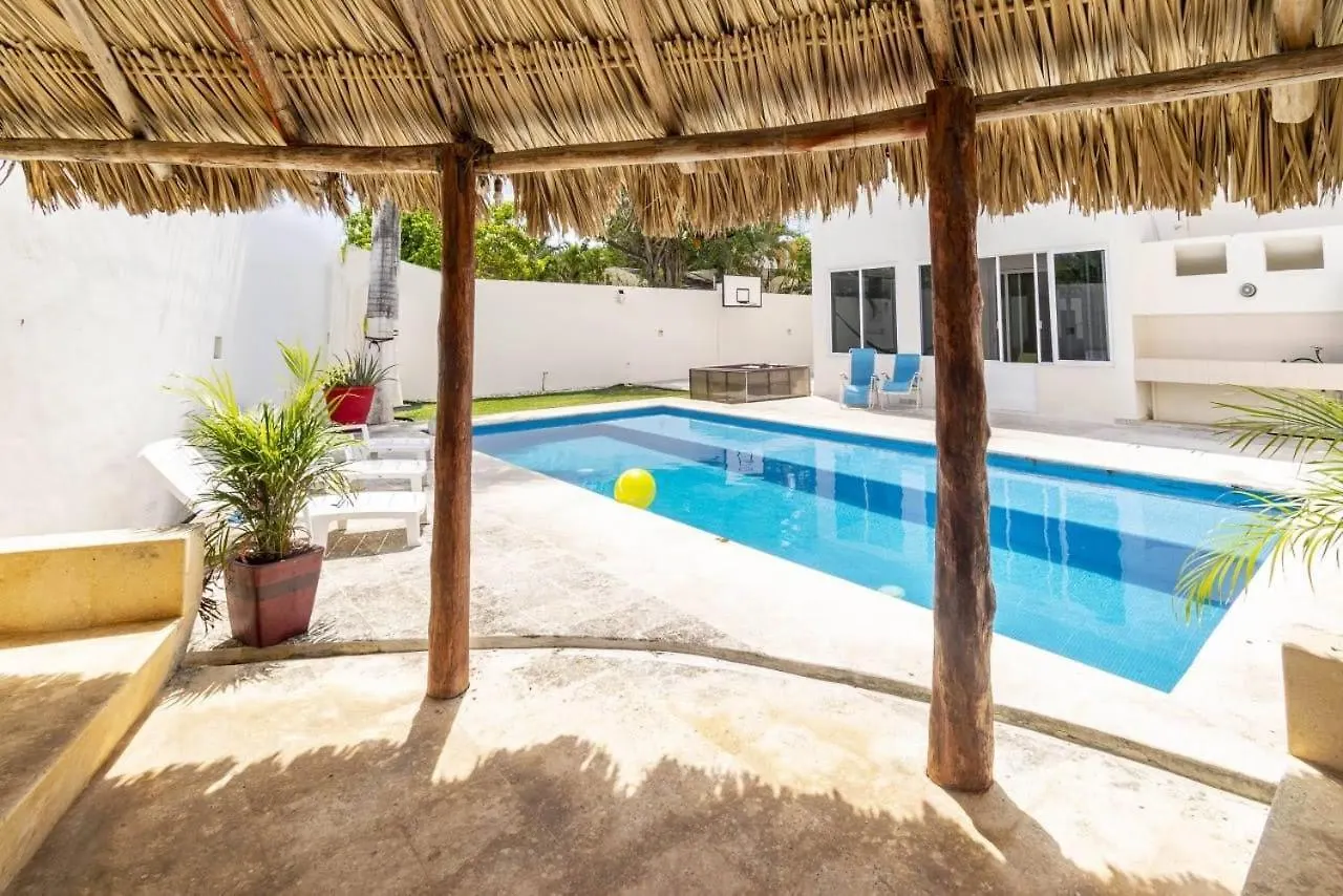 Tropicale, Non-Smoking Studios Cancun Mexico